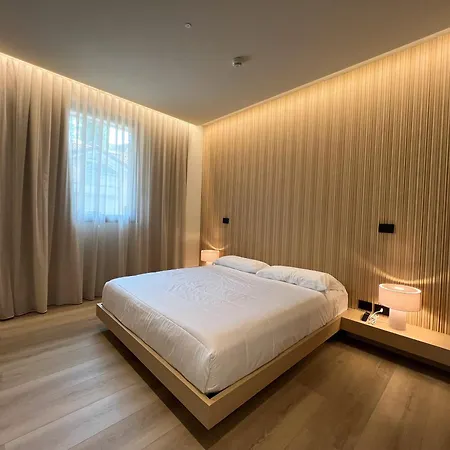 Evangelisti Palace 4* בלריה-איגאה מרינה