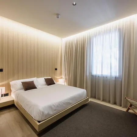 Hotel apartamentowy Evangelisti Palace