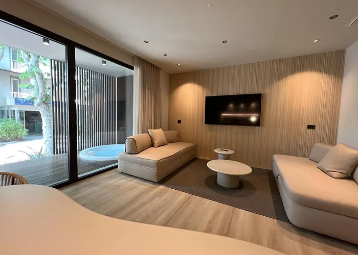 Evangelisti Palace Apart-hotel 4*